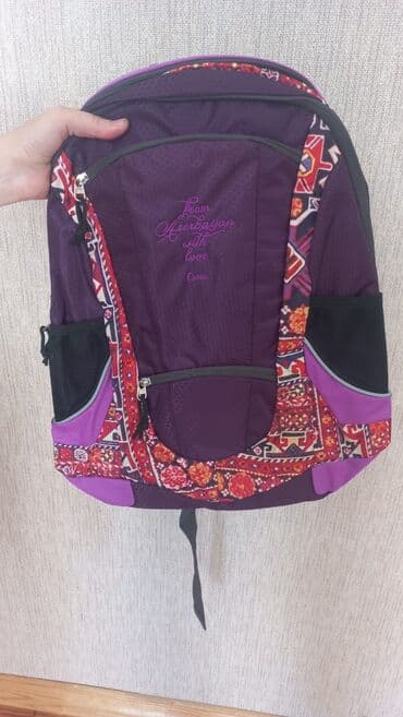 idman kişi şortları: Məhsul: Şəhər və səyahət üçün çoxbölməli bel çantası - Dizayn: Ön — 1