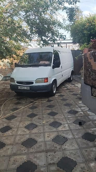 balaca masin: Ağ rəngli bağlanmış yük furqonu Texniki xüsusiyyətlər və təyinat: - — 1