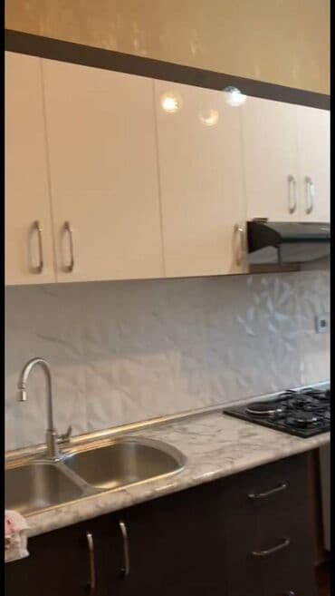 sabunçu qəsəbəsində evlər: Sumqayitda 9 cu mikrarayonda kristal abseronda 14 mertebeli binanın — 10