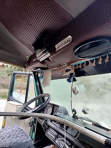 vaz 2106 satisi ucuz: Mercedes-Benz mikroavtobus (T1/”Bremer”), yaşıl rəngli, yüksək — 8