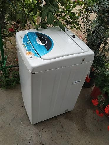 Toshiba markalı, üst tərəfdən yükləmə tipli paltaryuyan maşın. Ağıllı