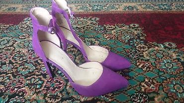 Босоножки, сандалии, шлепанцы: 38 razmer — 1