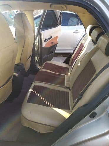 mercedes disk teker type 0 per page 40: Toyota Auris: 1.4 l | 2008 il Hetçbek — 4