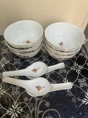 ps servis: Məhsul: Şüşə qədəh və porselen kasalar dəsti Tərkib: - 3 ədəd hündür — 4