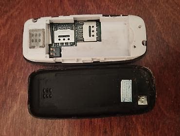 16 pro max: Nokia 3310, rəng - Qara, Düyməli — 3