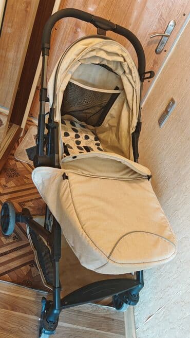 коляски в баку: Классическая прогулочная коляска, Б/у, Самовывоз — 1