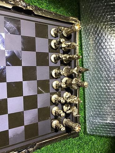 Спортивные игры: Şahmat bronz materialdan hazirlanib 43x43 olcusu cox keyfiyyetli — 4