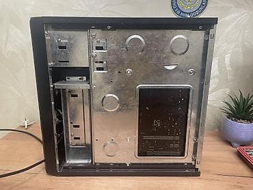 netbook satisi: 2 gb ddr2 ram, 200+ gb hdd, tam işleyir (bir qabaq panelde usb xarab — 6