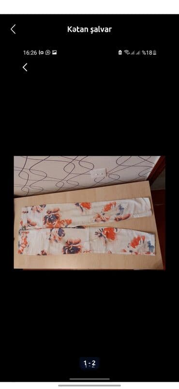 hazır hicablar: Bu zərif qadın kokteyl donu parlaq qırmızı rəngdə və axıcı parça ilə — 12