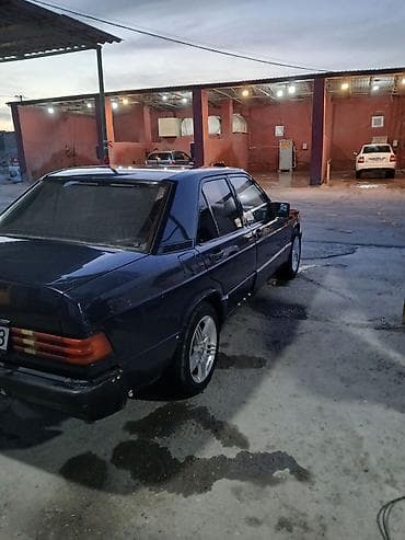 ford transit oluxana: Mercedes-Benz 190: 0.2 l | 1990 il Sedan — 8