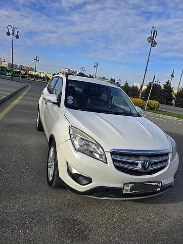 Changan CS35: 1.6 l | Krossover