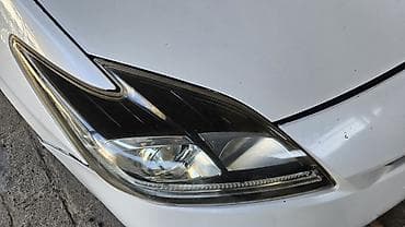 Мототранспорт: Комплект, Ближний, дальний свет, Toyota, 2014 г., Оригинал, Япония, Б/у — 5