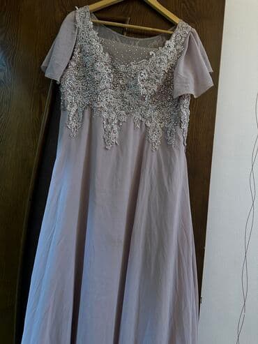 Toy paltarları: Sahil ticaret merkəzindən alınıb — 2