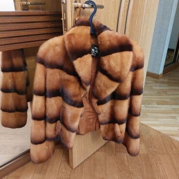 Греческая шуба б/ у 500 azn