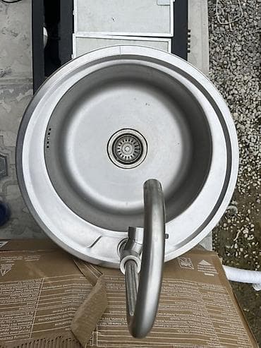 televizor boyuk ekran: Mətbəx üçün komplekt: - Daxili aspirator (gömülü tip): Ön hissədə 2 — 2