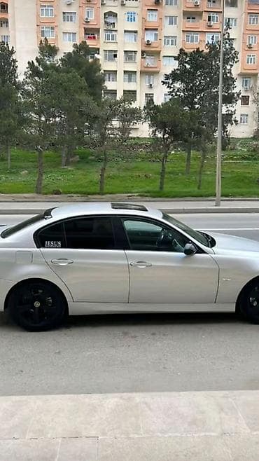 sam diskiler: BMW 3 series: 2 l | 2009 il Sedan — 4