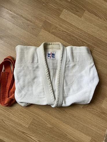 Комплекты одежды: Judo kimonomu və kəmər dəsti - Brend: SFJAM NORIS (etiketlər — 1