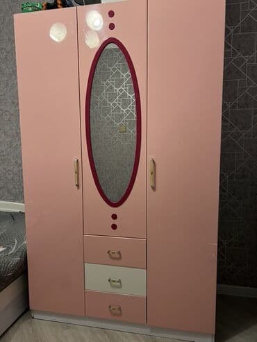 dəftərxana: Gənc üçün nəzərdə tutulmuş mebel dəsti geniş iş səthi və bir çox — 5