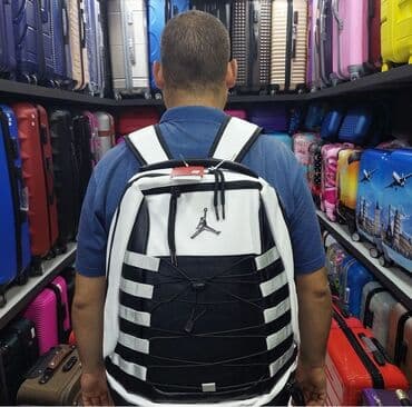 gitara cantasi: Rukzaklarin satisi.Qiymetler 25aznden baslayir.Magazadir.Catdirilma — 1