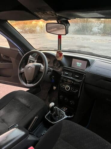 maşın bmv: ВАЗ (ЛАДА) Priora: 1.6 л | 2015 г. 262000 км Седан — 5