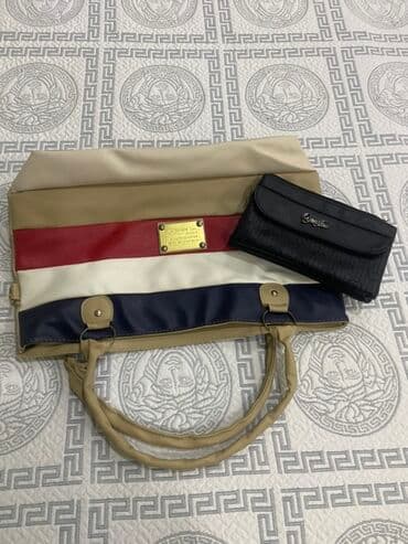 Qadın çanta dəsti . her iki çanta ela vexiyyetde. ikisi birlikde