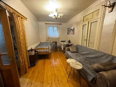 продаю дом: 7 комнат, 216 м², Средний ремонт — 4