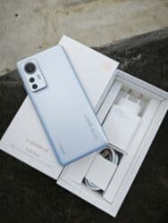 Xiaomi 12, 256 GB, rəng - Mavi, 
 Simsiz şarj
