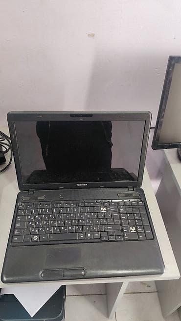 15.6 ekran: Toshiba noutbuk - Model: Toshiba Satellite seriyası (15.6" ekran) - — 2