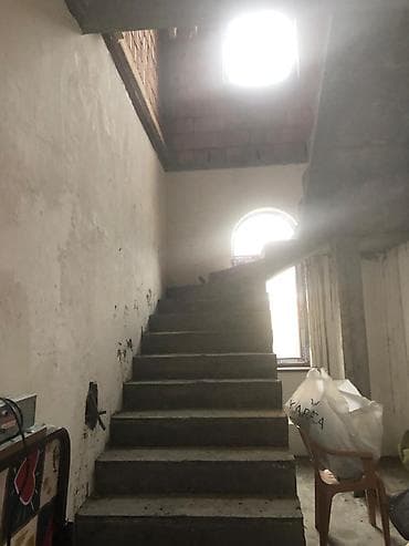 satilik evler: Satılır: dağ mənzərəli, geniş həyətli 2 mərtəbəli fərdi yaşayış evi — 9