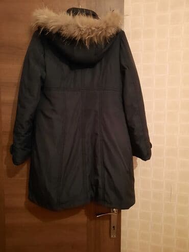 qadin pencekleri: Palto qadin ucun. Куплена в Москве. Состояние отличное. Размер — 3