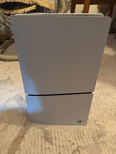 xbox one disk: PlayStation 5 Slim 1 TB 2 Dualsense coystik Dubaydan almışam — 8