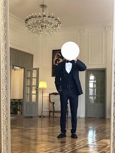 qaqa geyimi: Klassik kişi smokinq dəsti.Cəmi 4 saat əyində olub. çox ucuzuna — 1
