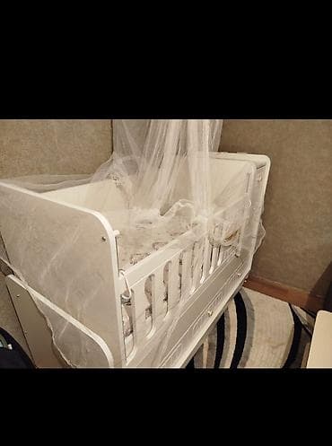 elektrikli besik: Oğlan və qız üçün, Yeni, Dördbucaq, Beşik, Dəstsiz, Matras ilə, Yellənmə mexanizmsiz — 4