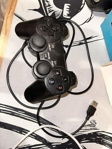 🎮 USB Oyun Pultu (Gamepad) Satılır – 7 AZN Çox az istifadə olunub