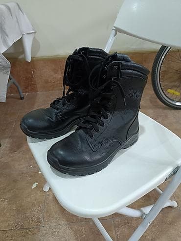 туристические мужские ботинки: Qara dəridən əsgər batinkası təzədir qutudadır təmiz dəridir baha — 4