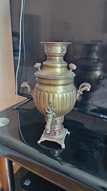 Misin bədii işləməli samovar - Material: tam mis (pirinç tonlarında)