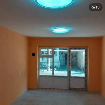 konteyner mağaza: Gənclik metrosunun çıxışı 25kv sahədir. Obyektin icarəsi 600 manatdır — 5