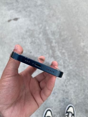 ses dinleyici: IPhone 13, Mavi, Face ID — 2