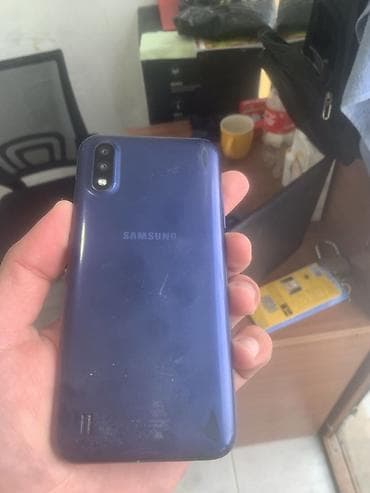 Samsung Galaxy A01, 16 GB, rəng - Göy, İki sim kartlı