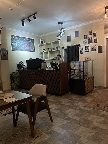 tecili ev satilir baki: Sumqayıt şəhərində, İcra Hakimiyyətinə yaxın, 2-ci kvartalda yerləşən — 3