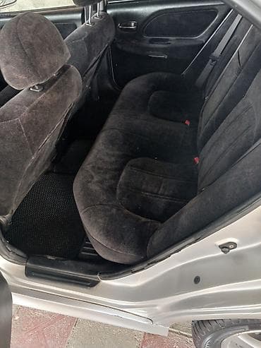 şuşeler: Hyundai Sonata: 2.7 l | 2002 il Sedan — 10