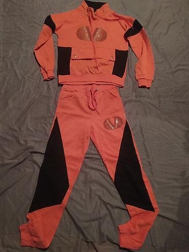 boyfrend şalvar: İdman dəsti – 2 parçadan ibarət: kapüşonlu svitşot və şalvar. - Rəng — 1