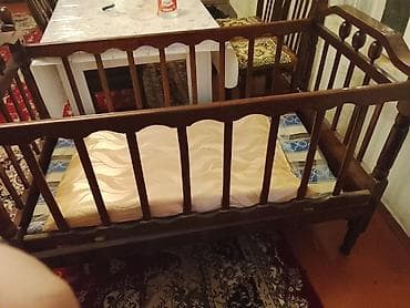 Oğlan və qız üçün, Dördbucaq, Beşik, Dəstsiz, Matras ilə, Yellənmə mexanizmsiz — 1