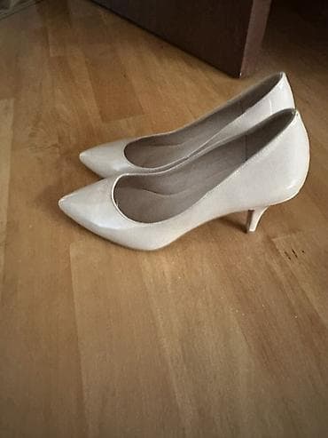 Bej rəngli qadın tuflisi – klassik şpilka model - Parlaq laklı üst at lalafo.az — 2 Bej rəngli qadın tuflisi – klassik şpilka model - Parlaq laklı üst — 2