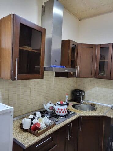 xacmaz obyekt: Azadliq metrosunun yaxınlığında təmirli obyekt ümumi sahəsi 110 kv,m — 2