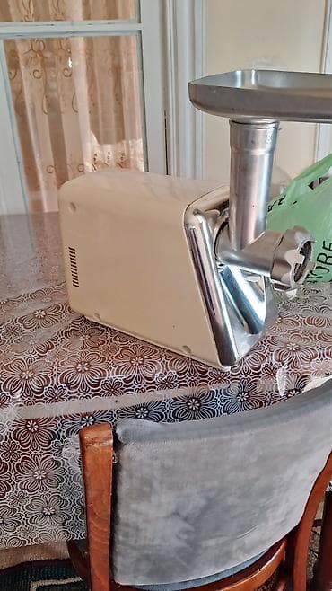 tv box s: Ət çəkən maşın — 3