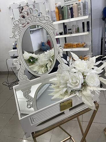 11 ədəd xonça satılır.Vəziyyətləri çox yaxşıdır.Başqa model lalafo.az -da 11 ədəd xonça satılır.Vəziyyətləri çox yaxşıdır.Başqa model