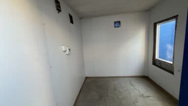 konteyner evler qiymeti: Mühafizə köşkü. Alkopan və dəmir profillə yığılıb, su soyuq keçırmır — 3