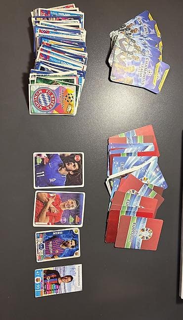2020-2024 Bütün çempionatların kolleksiya kartlarıdır.135 Eded kart — 1