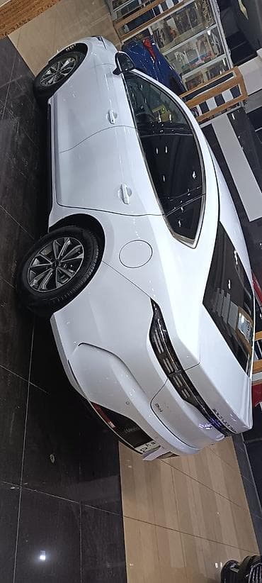 range rover oluxana: BYD Destroyer 05: 1.5 l | 2026 il 8000 km Sedan — 5